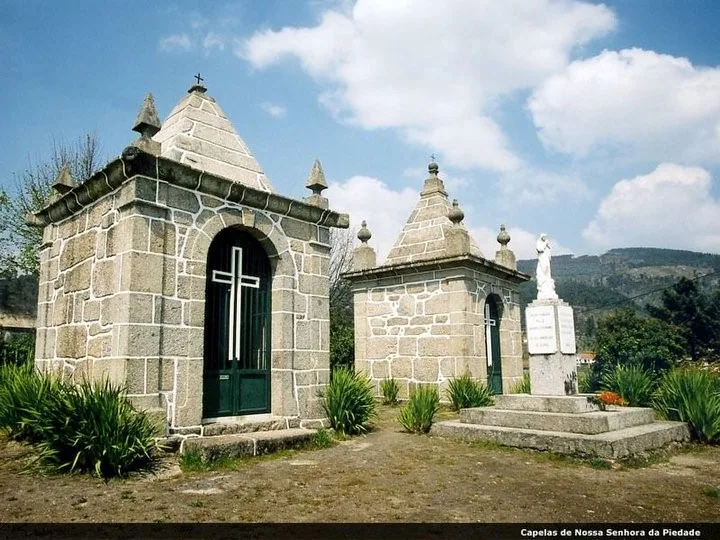 Capelas de Nossa Senhora da Piedade e Pedestal